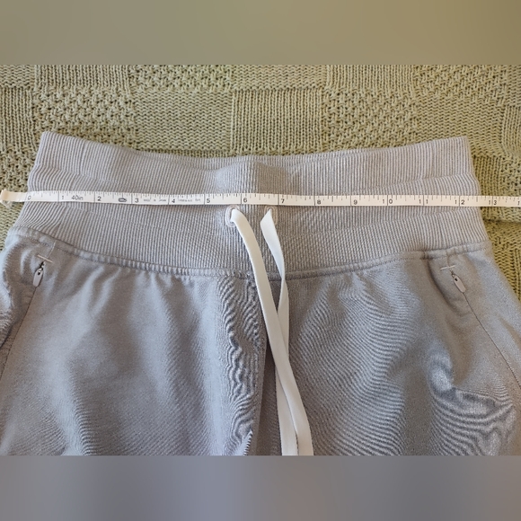 Lululemon Metro Miles French Terry Joggers In Heathered Light Grey Size 4 - Picture 9 of 9